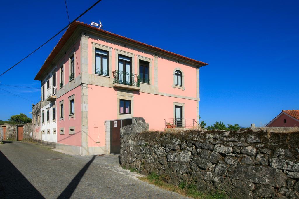 Гостевой дом Dias House Виана-ду-Каштелу Экстерьер фото